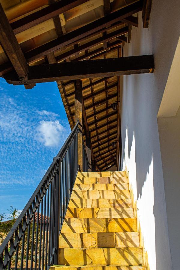 Janelas Da Serra Inn